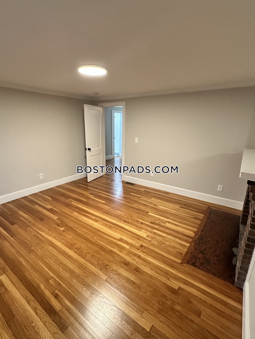 BOSTON - BRIGHTON - BOSTON COLLEGE - 5 Beds, 2 Baths - Image 9