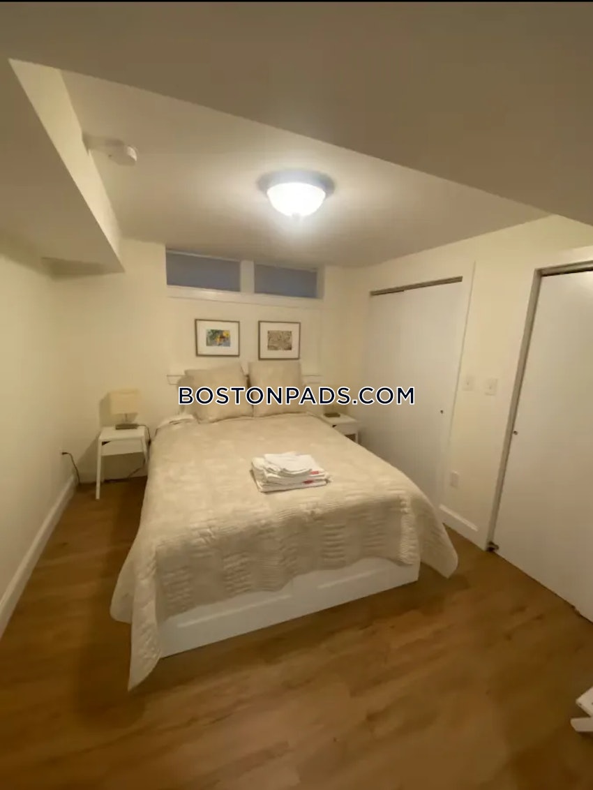 SOMERVILLE - PORTER SQUARE - 1 Bed, 1 Bath - Image 8