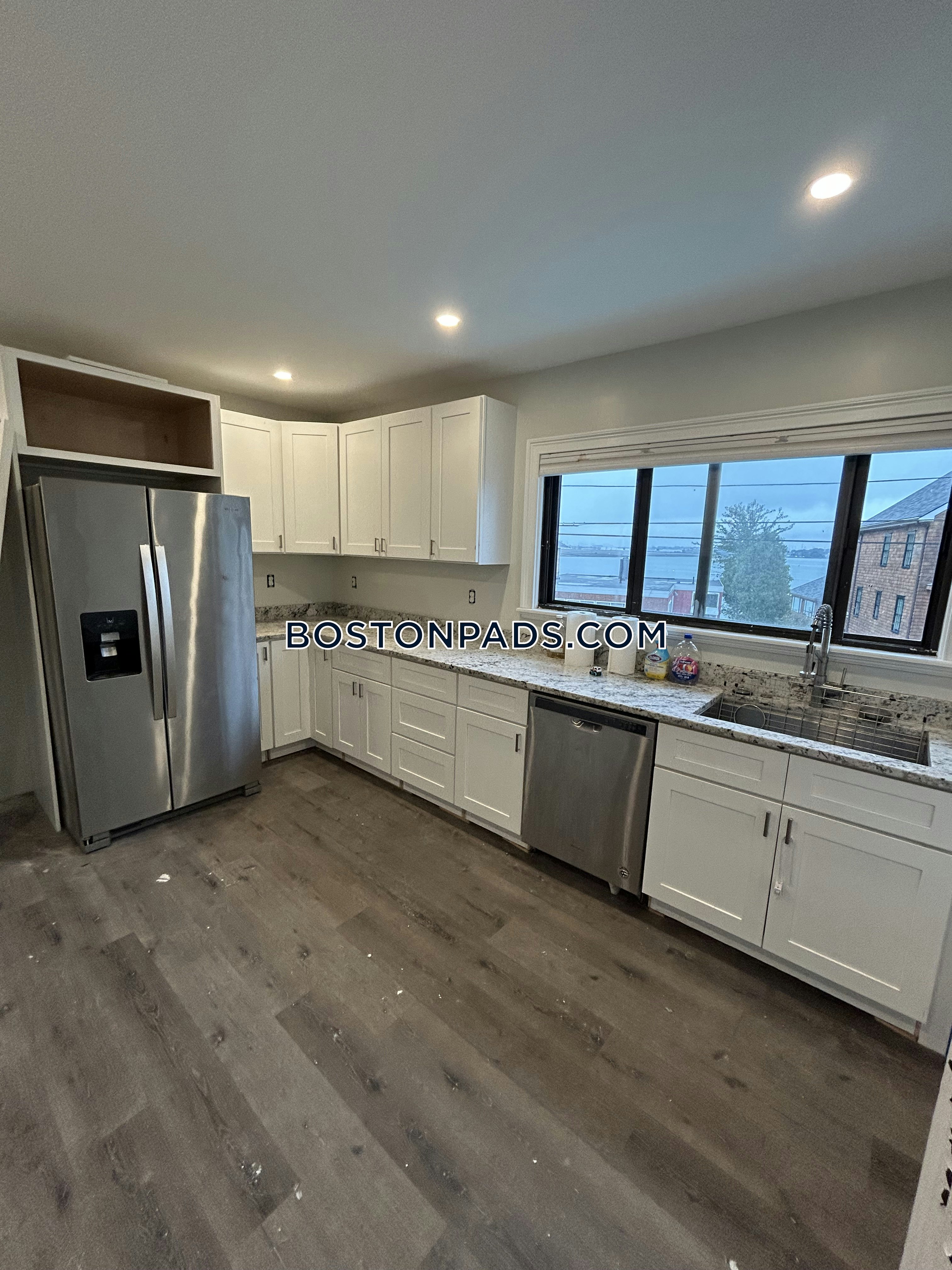 Winthrop - 4 Beds, 2 Baths