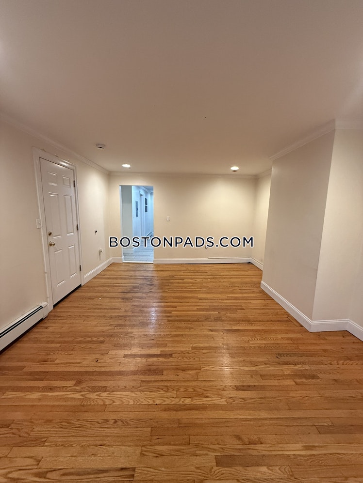 Lexington St., Boston