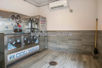 Woodview Way. Franklin