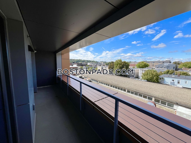 Commonwealth Ave., Boston