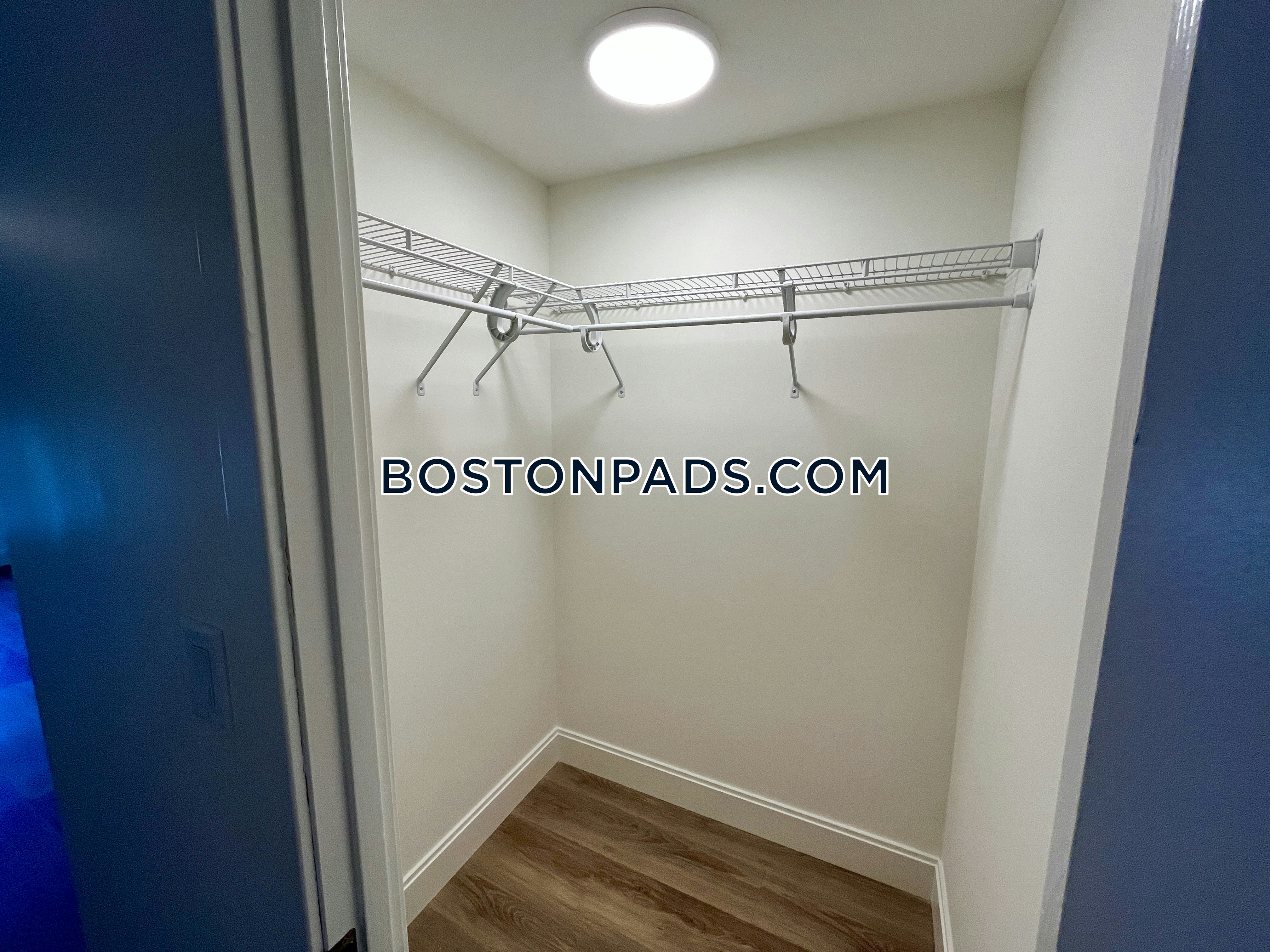 Boston - 2 Beds, 2.5 Baths