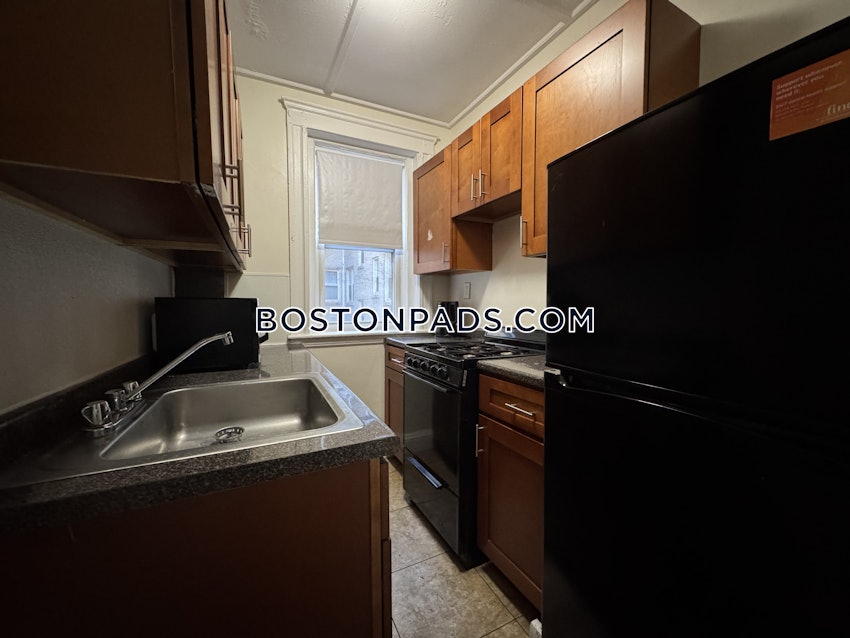 BOSTON - FENWAY/KENMORE - 1 Bed, 1 Bath - Image 1