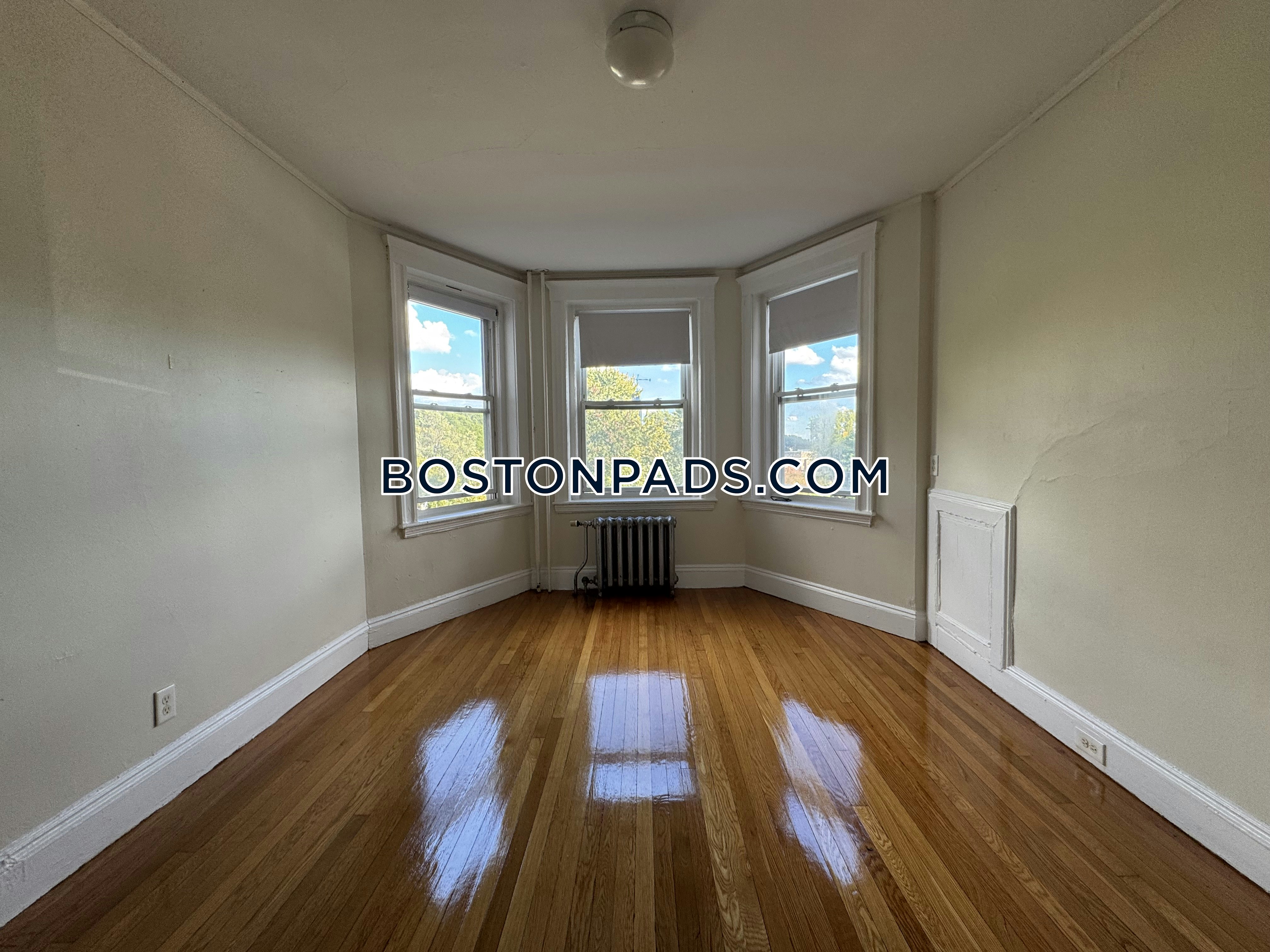 Boston - 1 Beds, 1 Baths