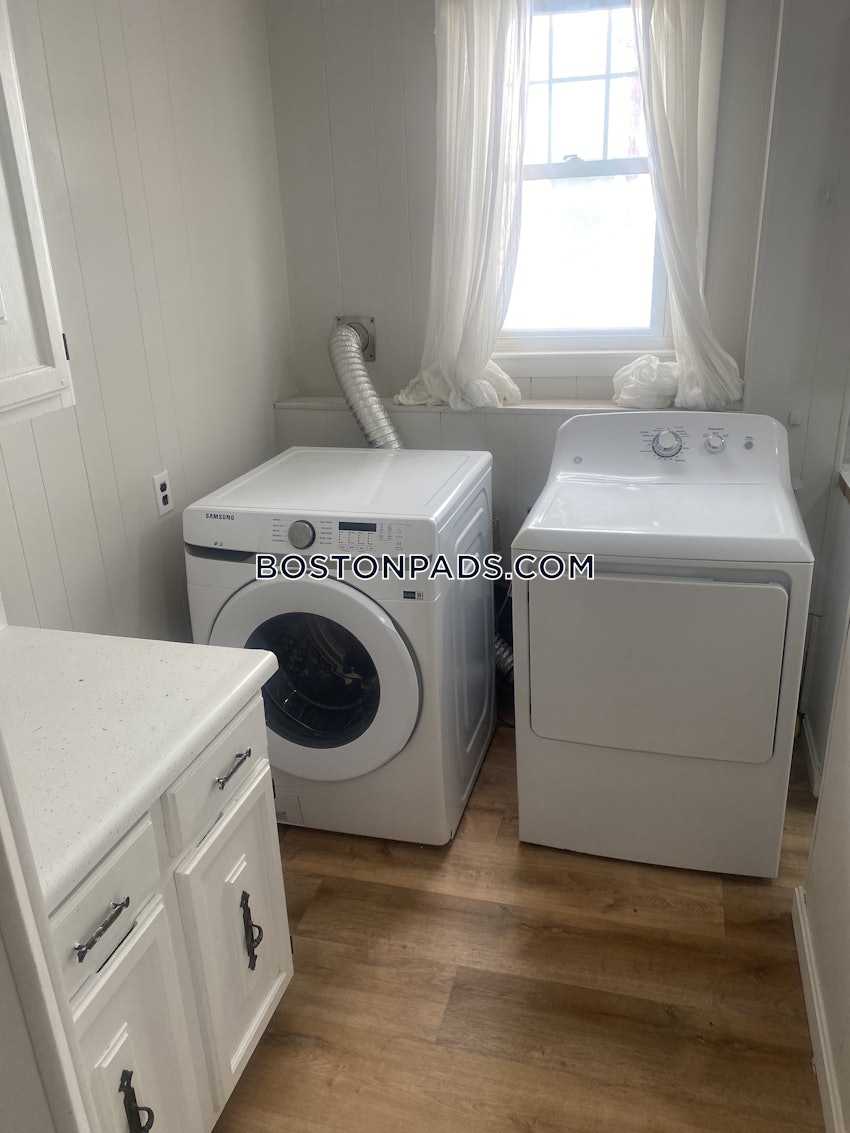 BOSTON - EAST BOSTON - CENTRAL SQ PARK - 4 Beds, 1 Bath - Image 4