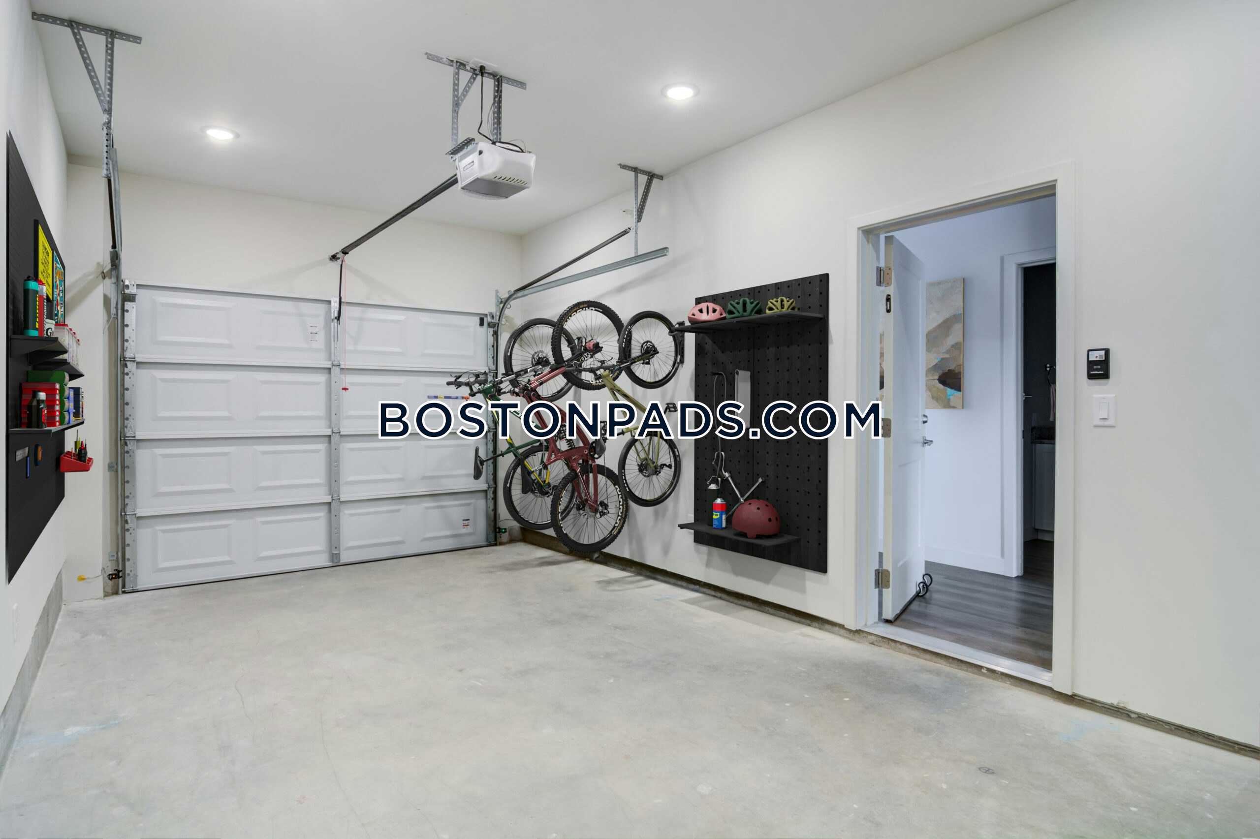 Chelmsford - 3 Beds, 1 Baths