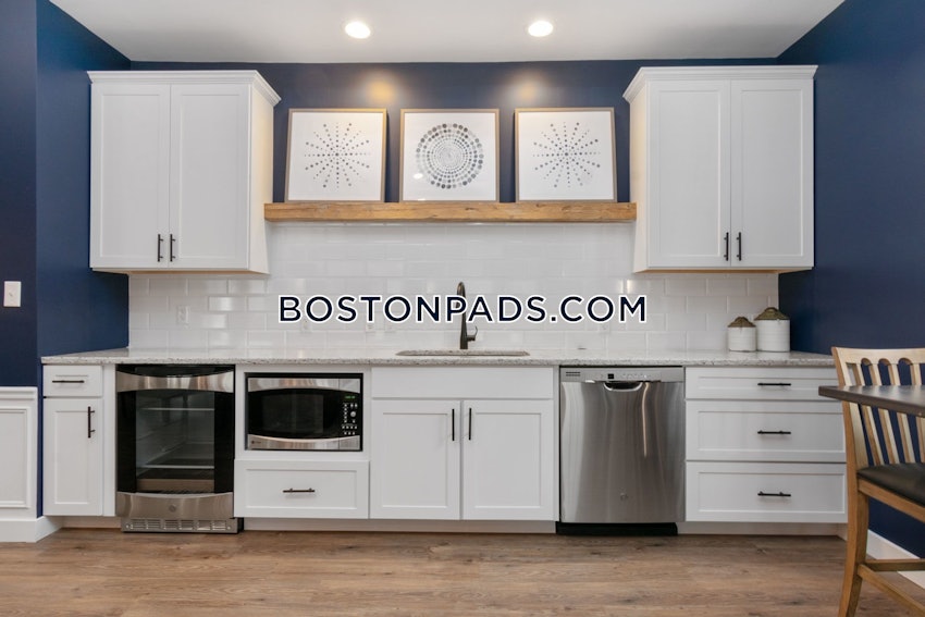 CHELMSFORD - 2 Beds, 1 Bath - Image 5