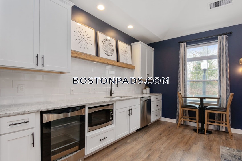 Chelmsford - $3,000+ /month