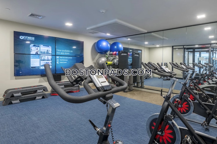 Lakeshore Center, Bridgewater