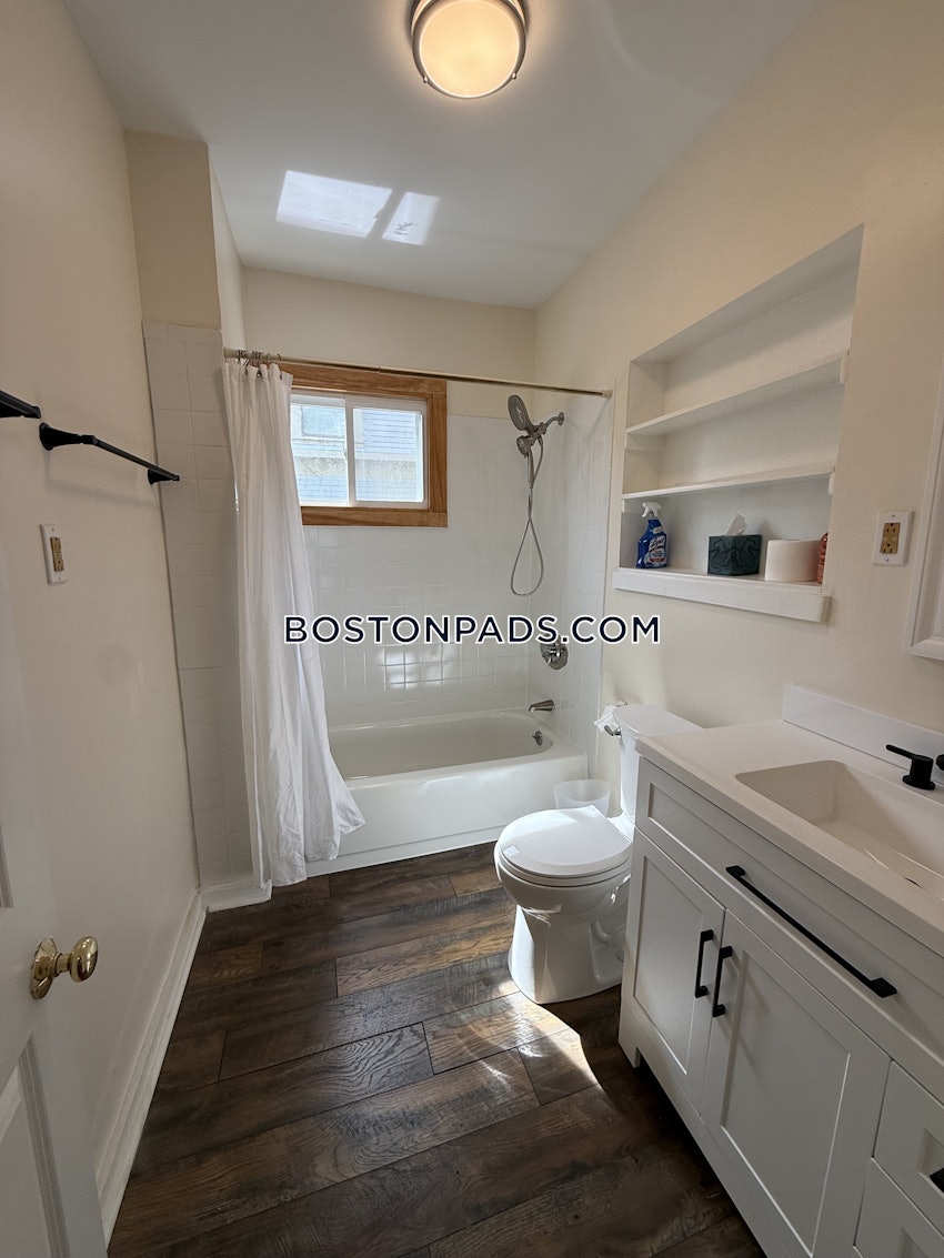 BOSTON - FORT HILL - 3 Beds, 1 Bath - Image 50