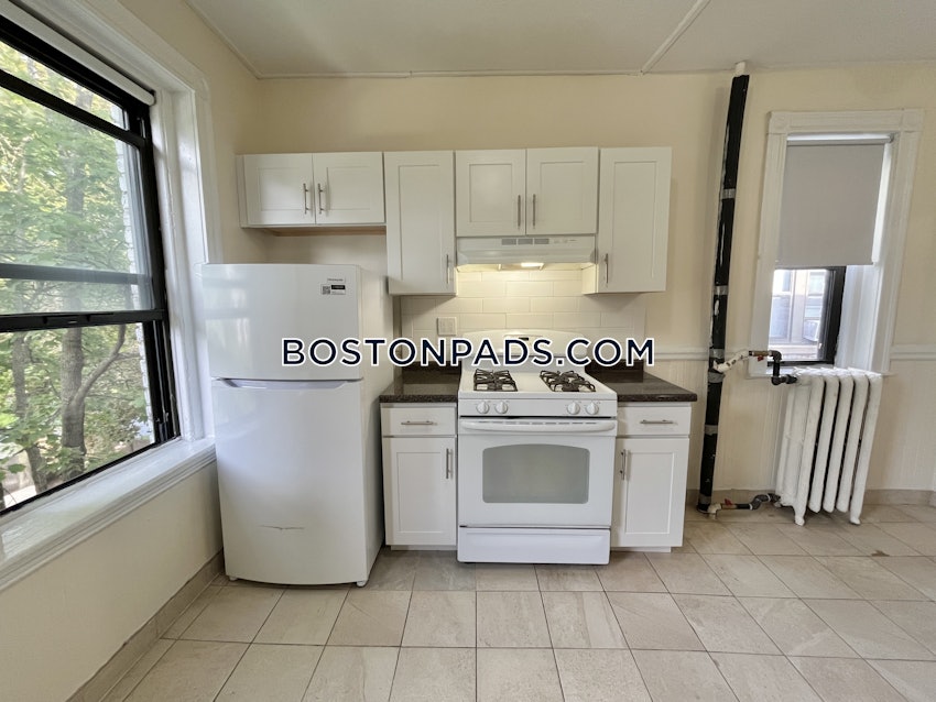 BOSTON - ALLSTON - 1 Bed, 1 Bath - Image 1
