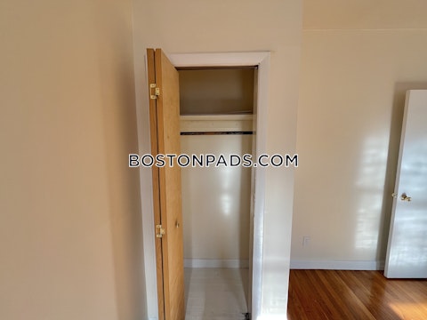 Commonwealth Ave. Boston photo 6