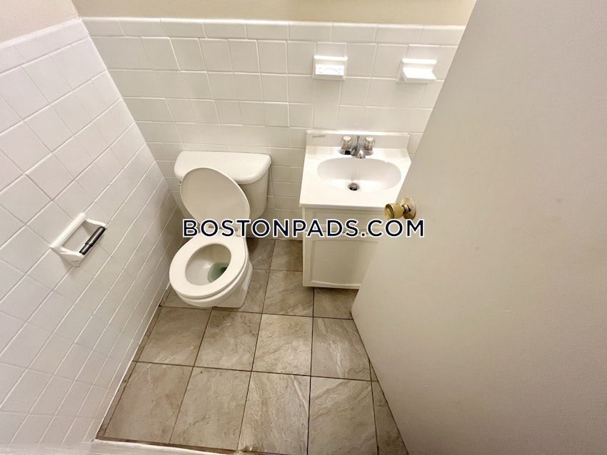 BOSTON - ALLSTON - 3 Beds, 1.5 Baths - Image 29