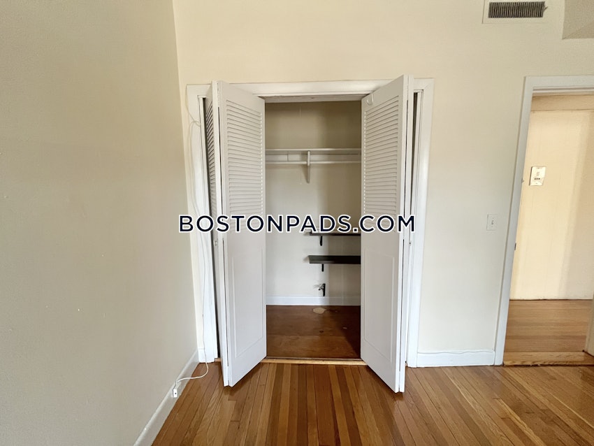 BOSTON - ALLSTON - 3 Beds, 1.5 Baths - Image 21