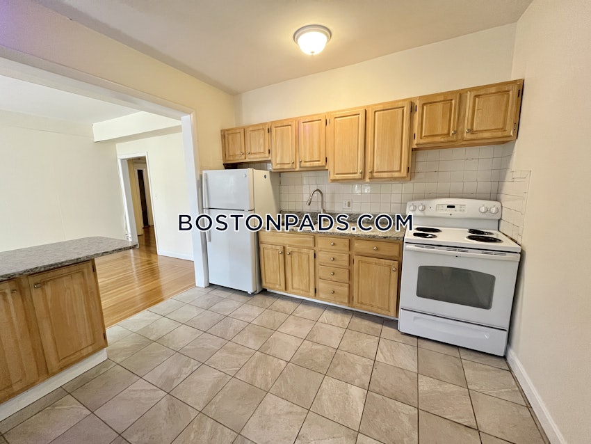 BOSTON - ALLSTON - 3 Beds, 1.5 Baths - Image 2