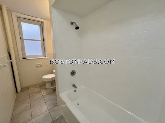 Commonwealth Ave. Boston