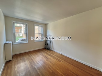 Commonwealth Ave. Boston