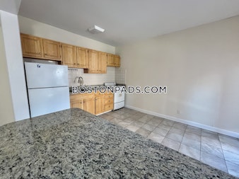 Commonwealth Ave. Boston