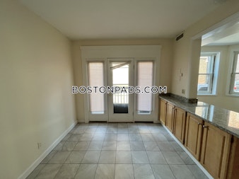 Commonwealth Ave. Boston