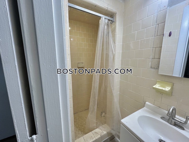 Armington St, Boston