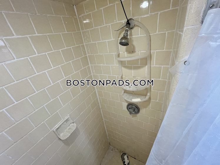 Armington St, Boston