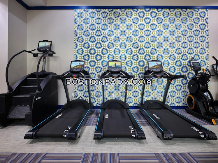 Forsyth Dr., Abington