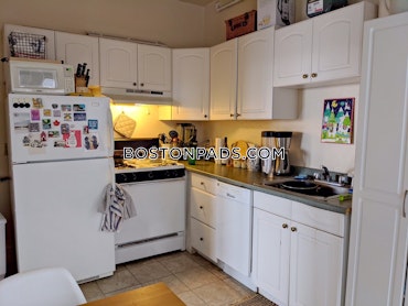 Boston - 2 Beds, 1 Baths