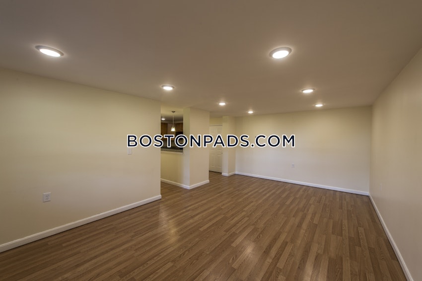 NEEDHAM - 2 Beds, 1 Bath - Image 11