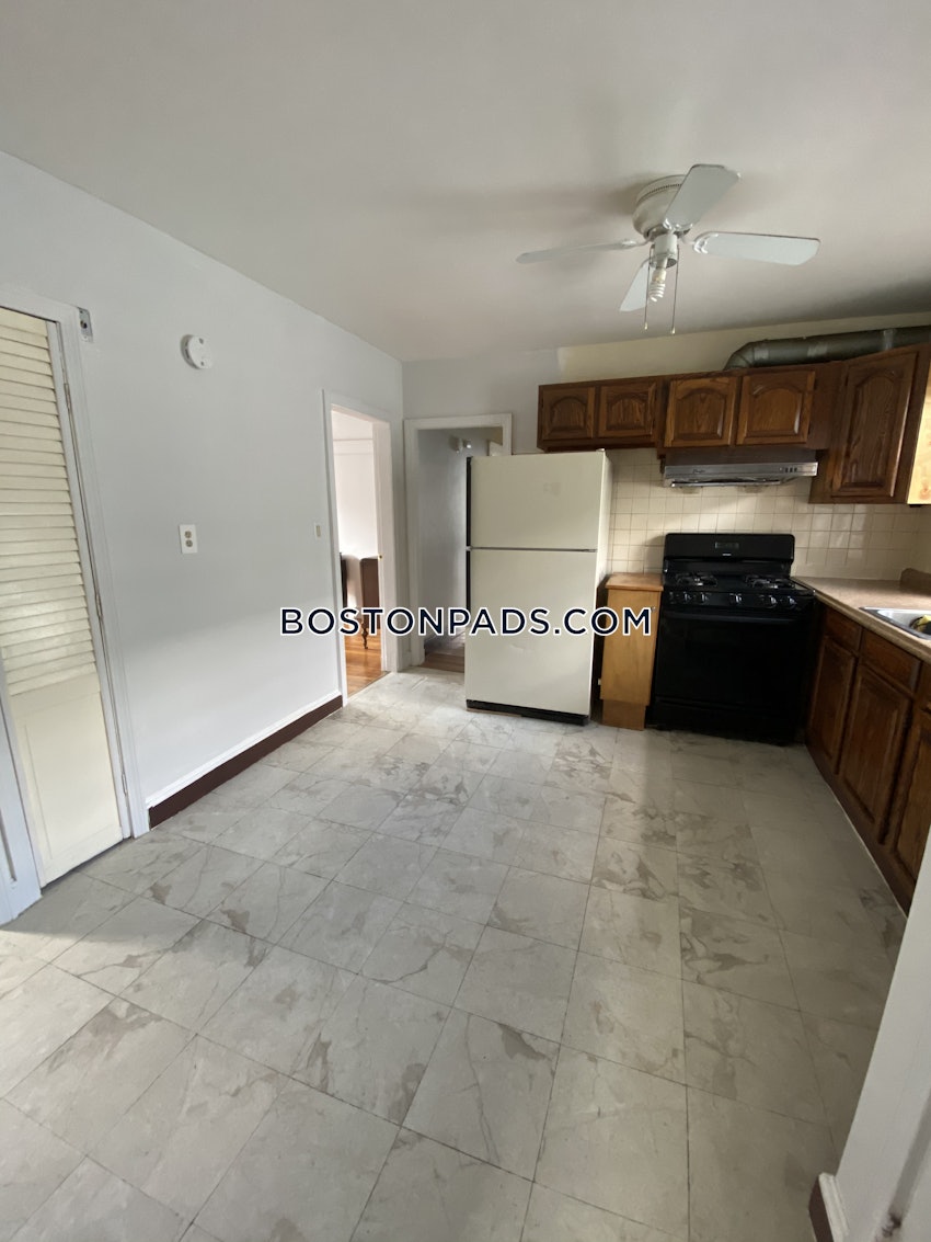 BOSTON - LOWER ALLSTON - 3 Beds, 1 Bath - Image 13