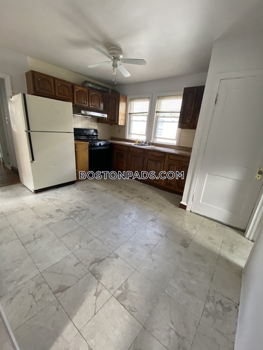 BOSTON - LOWER ALLSTON - 3 Beds, 1 Bath - Image 12