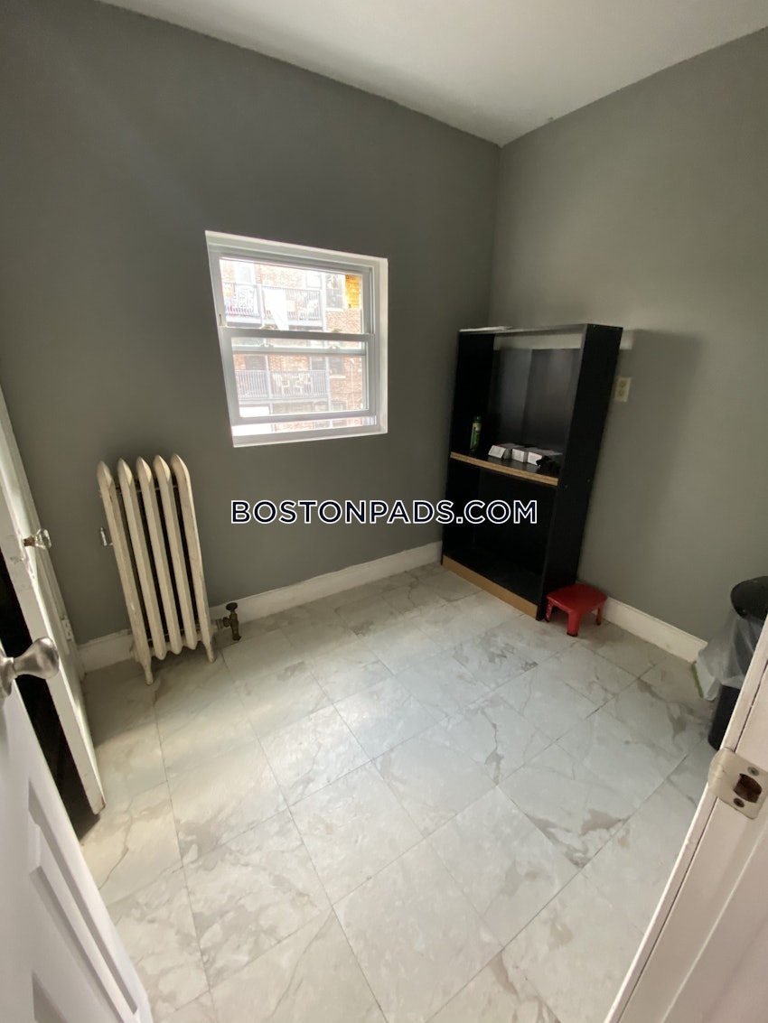 BOSTON - LOWER ALLSTON - 3 Beds, 1 Bath - Image 1