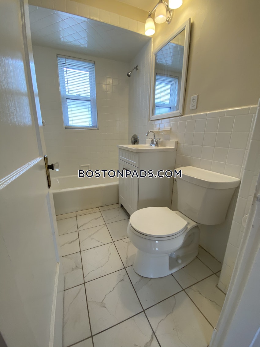 SOMERVILLE- WEST SOMERVILLE/ TEELE SQUARE - 4 Beds, 1 Bath - Image 36