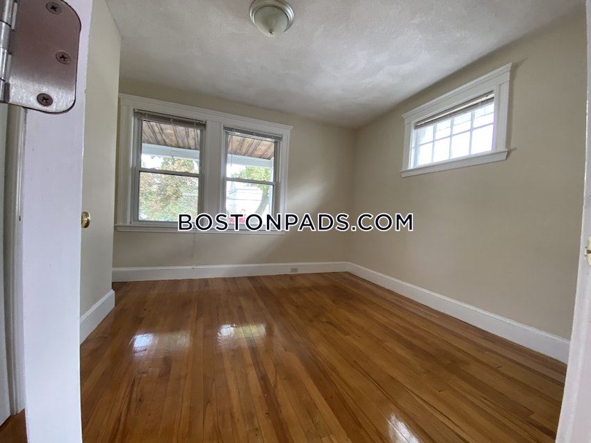 SOMERVILLE- WEST SOMERVILLE/ TEELE SQUARE - 4 Beds, 1 Bath - Image 35