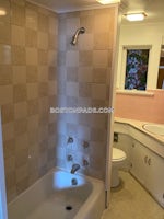 Mount Auburn St., Cambridge