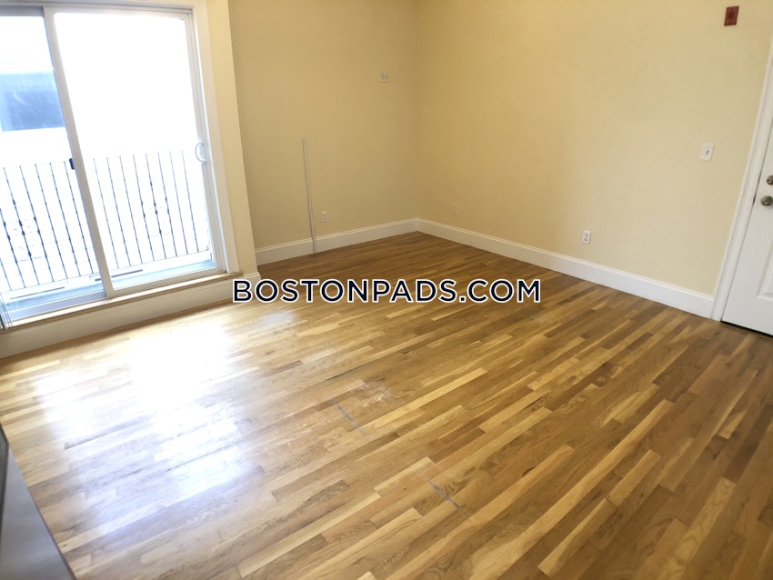 BOSTON - SOUTH BOSTON - WEST SIDE - 1 Bed, 1 Bath - Image 8