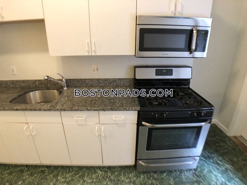 BOSTON - SOUTH BOSTON - WEST SIDE - 3 Beds, 1 Bath - Image 2