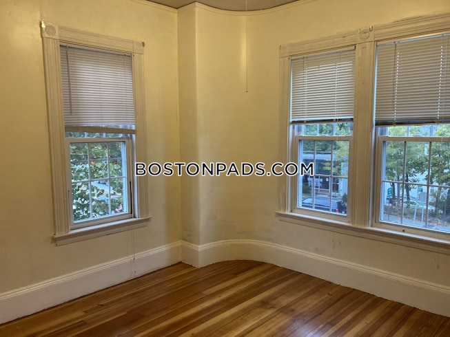 Brookline - $4,500+ /mo