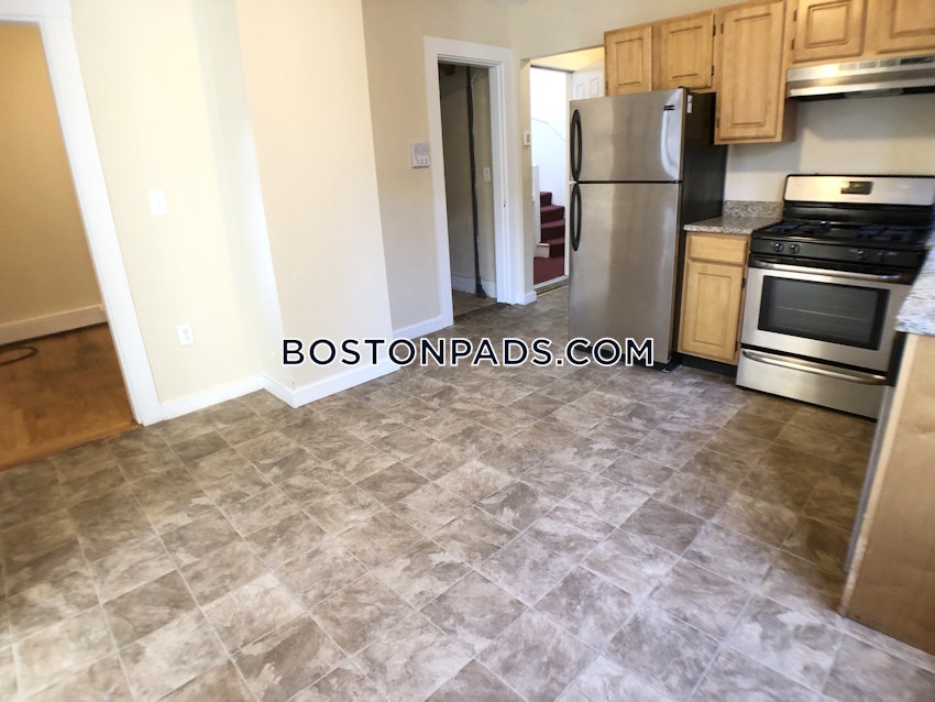 BOSTON - SOUTH BOSTON - ANDREW SQUARE - 3 Beds, 1 Bath - Image 12