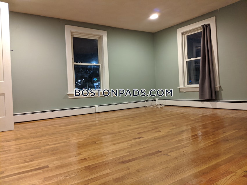 CAMBRIDGE - MT. AUBURN/BRATTLE/ FRESH POND - 2 Beds, 1 Bath - Image 27