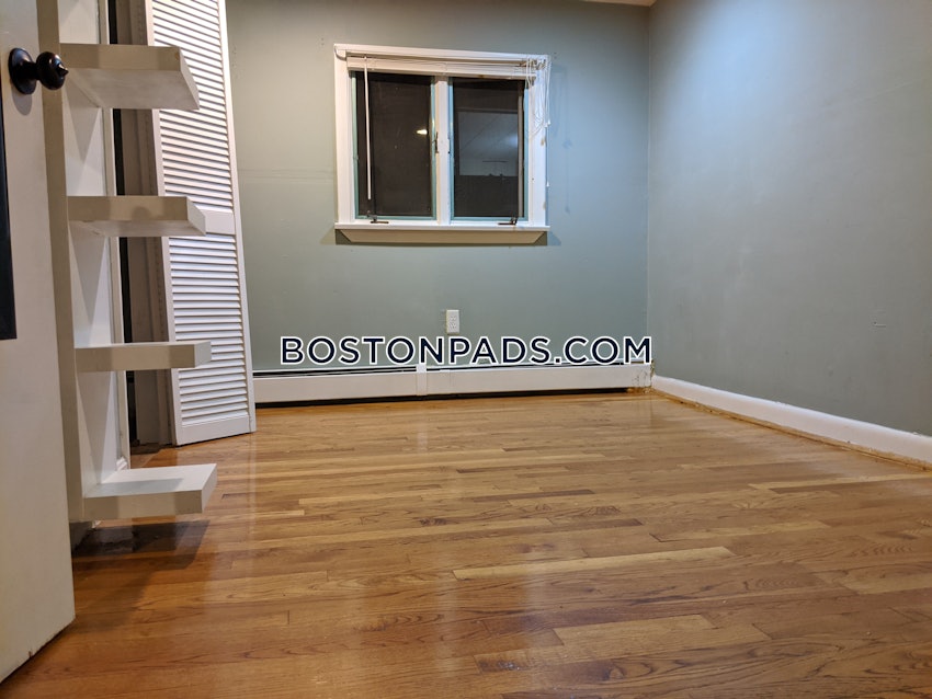 CAMBRIDGE - MT. AUBURN/BRATTLE/ FRESH POND - 2 Beds, 1 Bath - Image 25