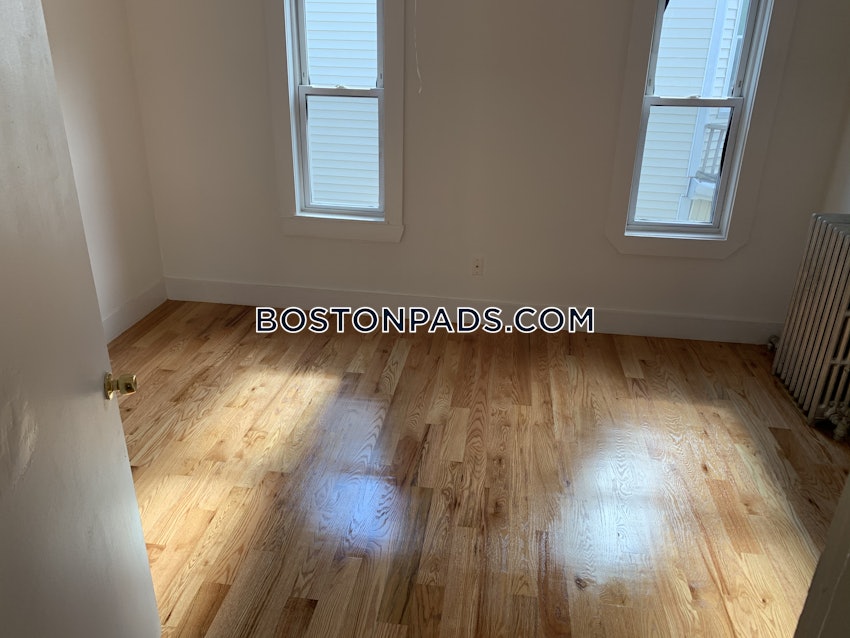 BOSTON - MATTAPAN - 4 Beds, 1 Bath - Image 48