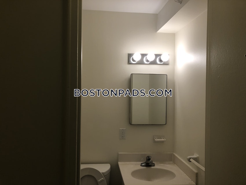 BROOKLINE- BOSTON UNIVERSITY - 2 Beds, 1.5 Baths - Image 60