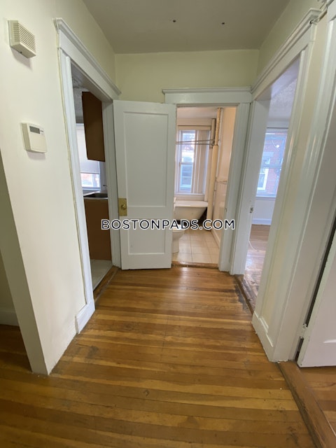 Barrows St. Boston photo 18