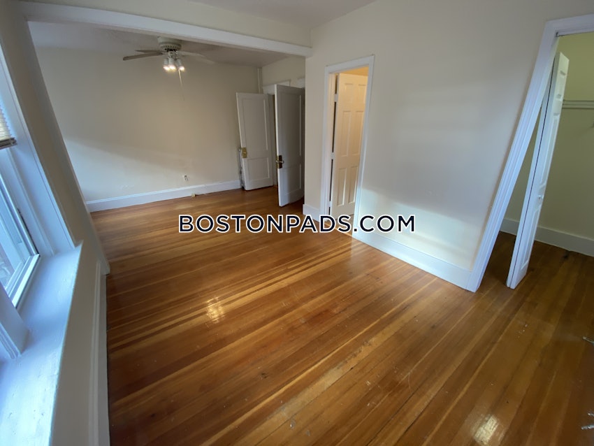 BOSTON - ALLSTON - 3 Beds, 1 Bath - Image 16