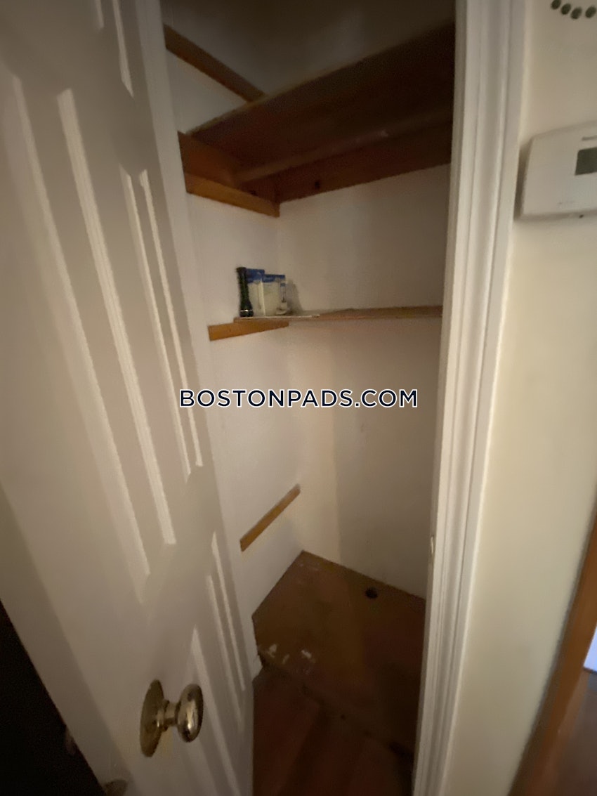BOSTON - ALLSTON - 4 Beds, 2.5 Baths - Image 36