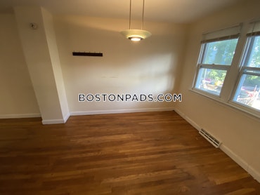 Boston - 4 Beds, 2.5 Baths