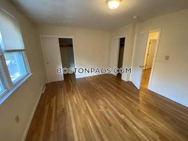 Boston - 4 Beds, 2.5 Baths