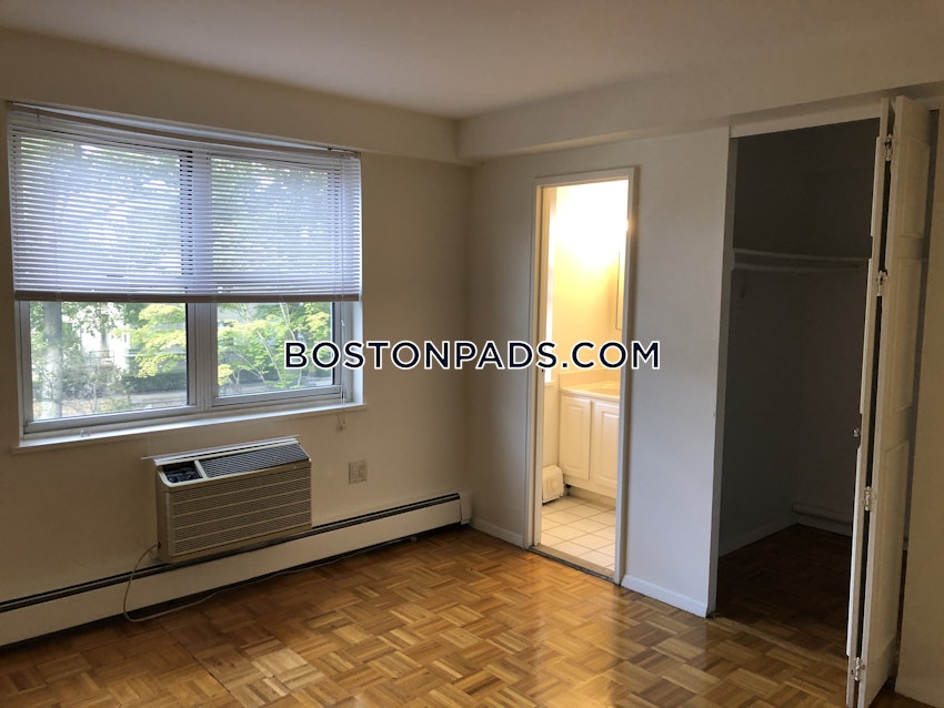 BROOKLINE- BOSTON UNIVERSITY - 3 Beds, 1.5 Baths - Image 19