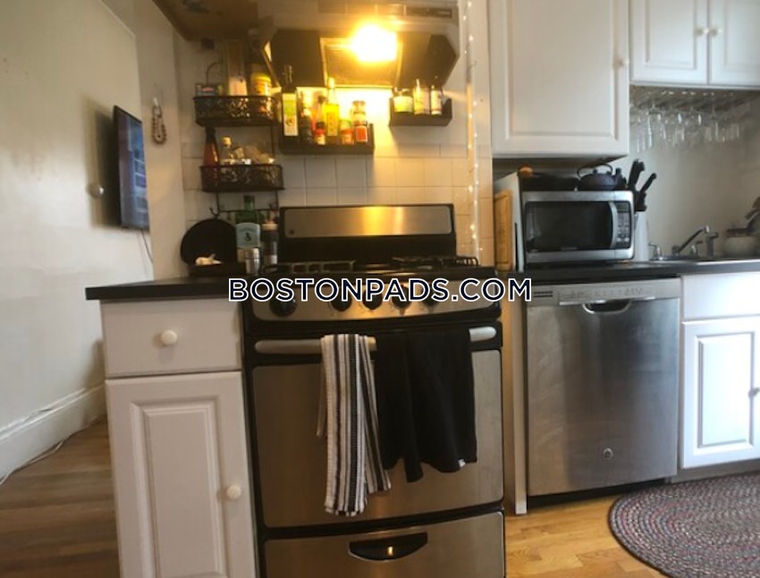 BOSTON - SOUTH BOSTON - ANDREW SQUARE - 1 Bed, 1 Bath - Image 9